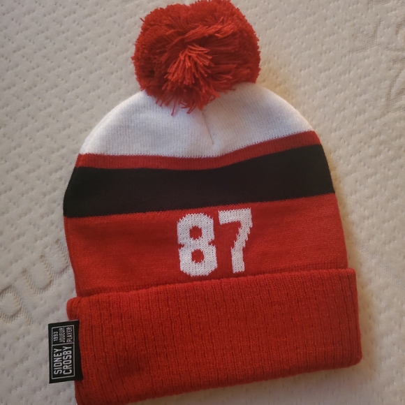 Sidney Crosby Tim Hortons Winter Toque - Picture 4 of 6
